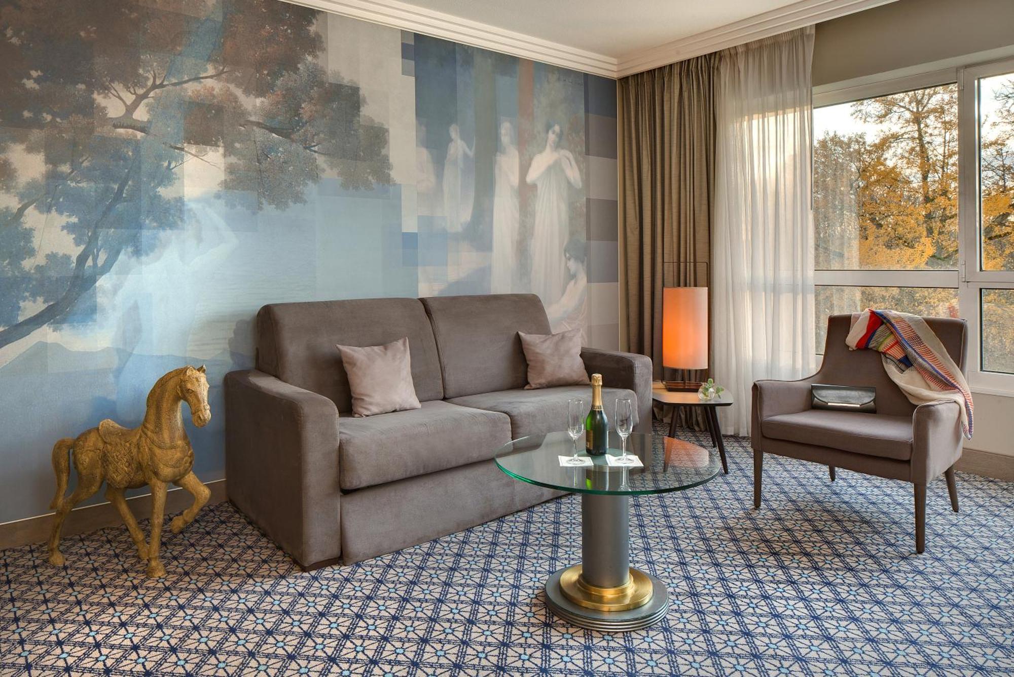 فيشي سبا هوتيل ليه سيليستان المظهر الخارجي الصورة A suite at the Hotel de Charost